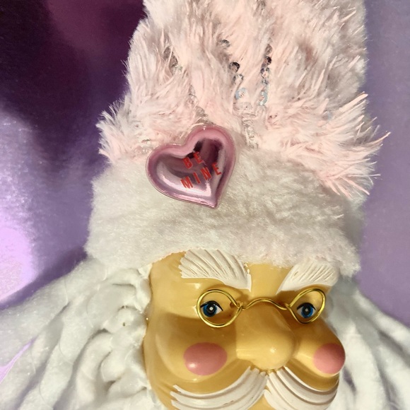 Handmade pastel Valentine Santa - Picture 3 of 6